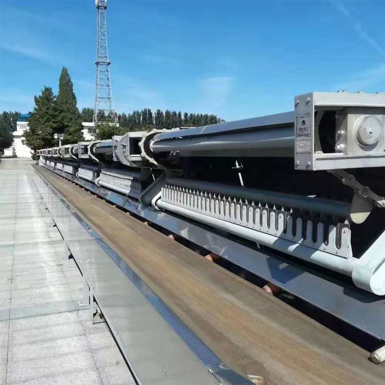 粗格柵清污機 粗格柵清污機